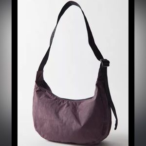 BAGGU Medium Nylon Crescent Bag
